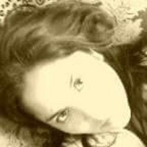 Meet your Posher, Dalia